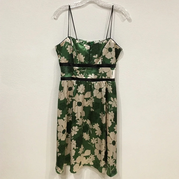 Teeze Me Green Floral Y2K Dress Size 10 EUC - Picture 2 of 3